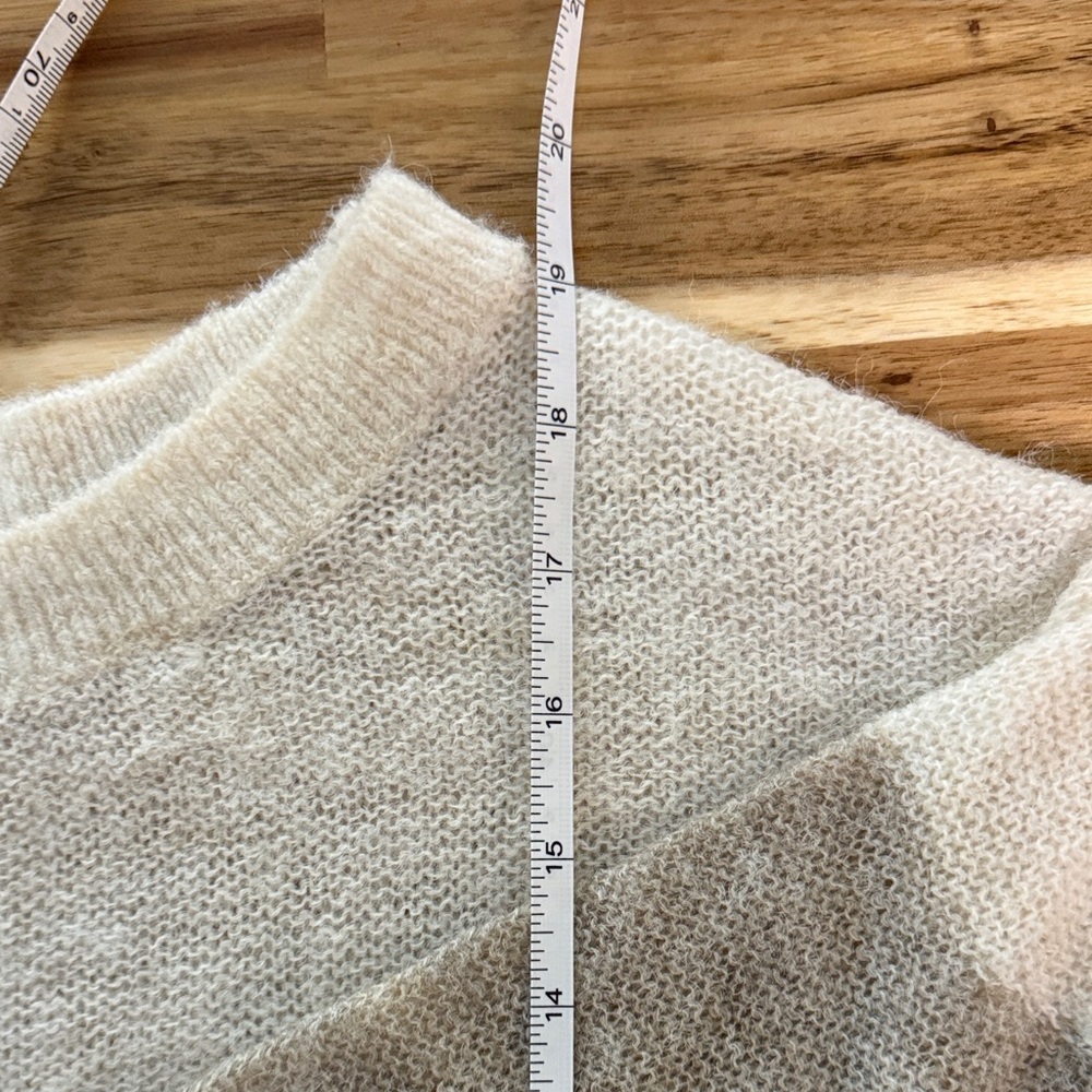 Old Navy Colorblock Cozy Sweater | Size S | Neutral Taupe & Cream - Picture 8 of 9